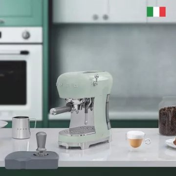 Machine à expresso							SMEG				ECF02PGEU